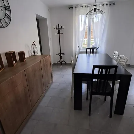 Nyaraló Maison A La Campagne *